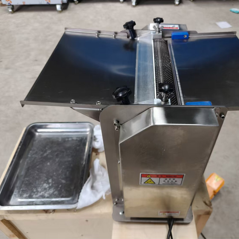 Type 300 Pork Rind Meat Skinner Slicer Pig Skin Remover Peeler Shawarma Slicer Machine